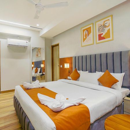 Hotel West Inn Premium Kharar Kültér fotó