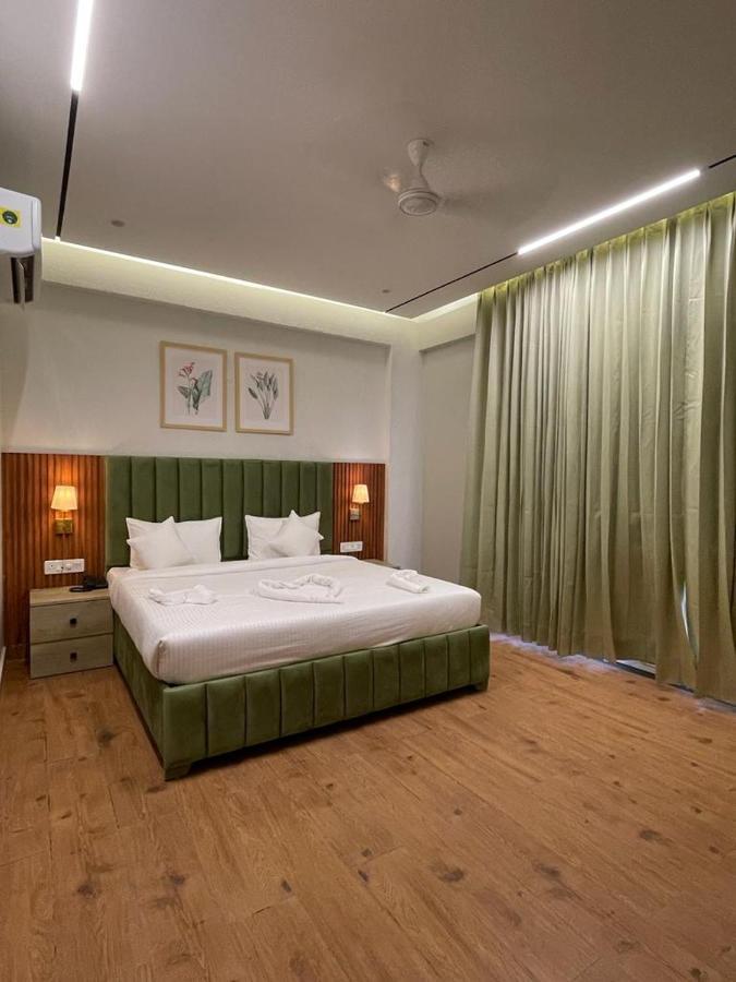 Hotel West Inn Premium Kharar Kültér fotó