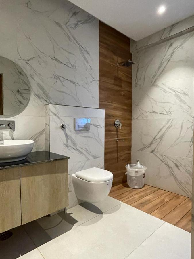 Hotel West Inn Premium Kharar Kültér fotó